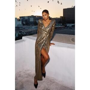 Lulus Love Lasts Forever Gold Sequin Long Sleeve Maxi Dress - Size S